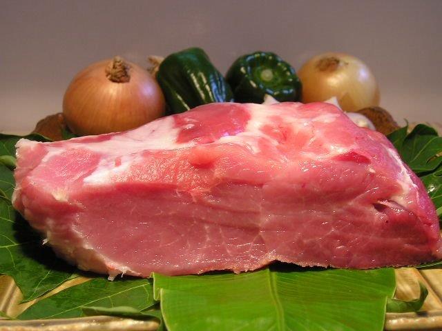奄美食楽市場、奄美の黒豚モモ肉